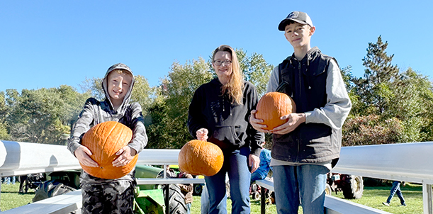 Harvest Festival: Crowds enjoy food, games, demonstrations